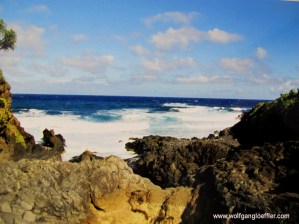 Hohe Wellen brechen Sich an Mauis Südküste