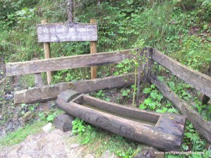 A fountain long the way