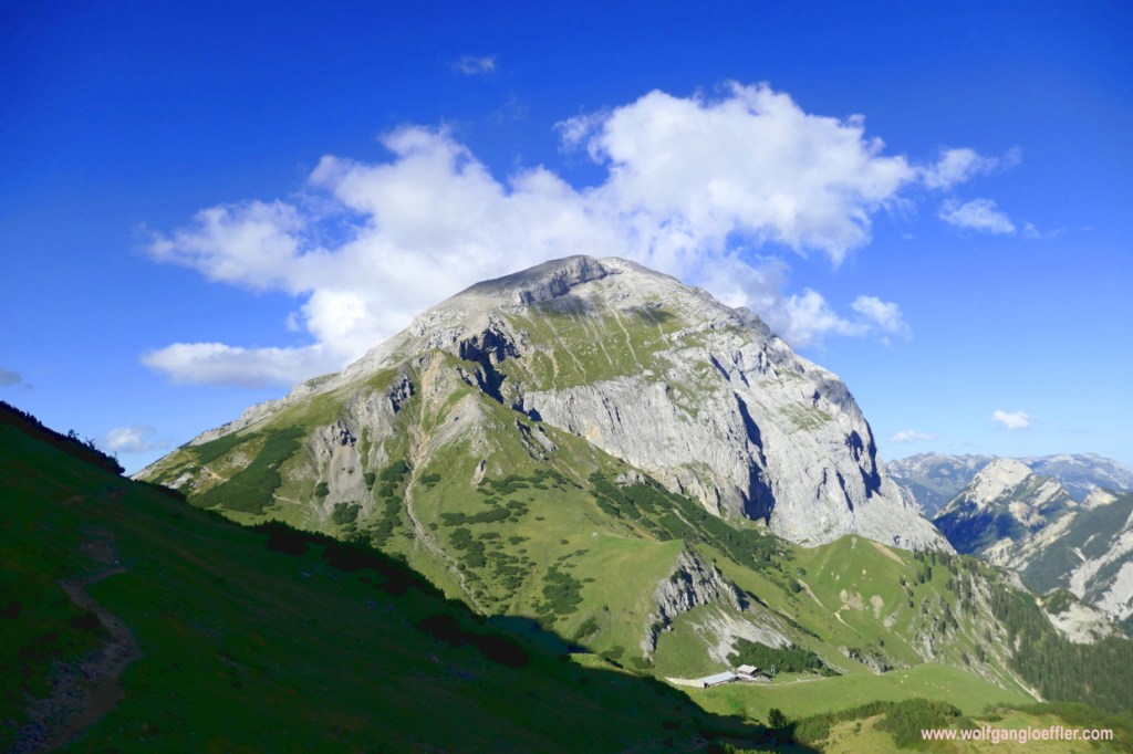 Dieses Bild hat ein leeres alt-Attribut; sein Dateiname ist 103-sonnjoch-gipfel.jpg.